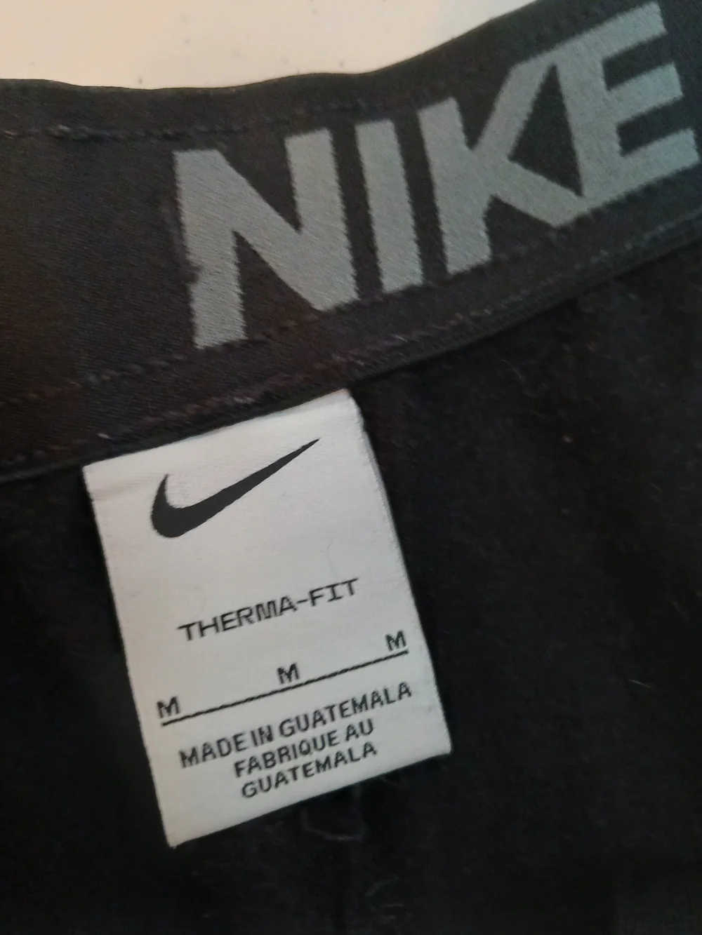 Men's Nike Black Athletic Joggers with Swoosh Thermafit Size M